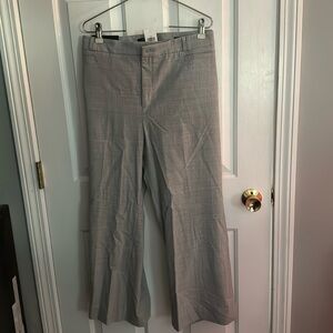 Banana Republic cropped pants.